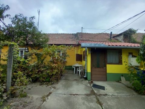 Eladó Ház 6000 Kecskemét , Kecskemét Zsinór u