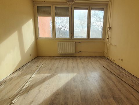 Eladó Lakás 9700 Szombathely , Váci utcai coop