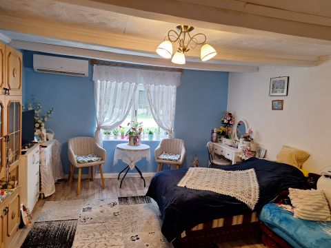 Eladó Ház 2060 Bicske 