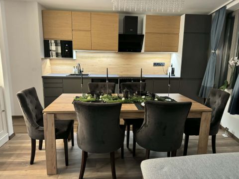 Eladó Lakás 2500 Esztergom , Belváros