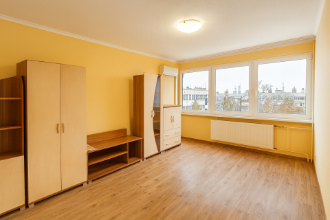 Eladó Lakás 4100 Berettyóújfalu , Központjában