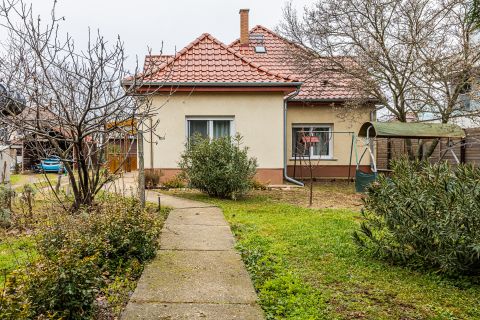 Eladó Ház 2120 Dunakeszi 