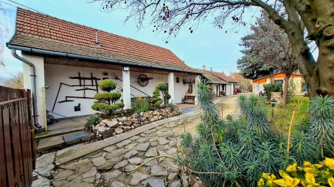 Eladó Ház 6087 Dunavecse 