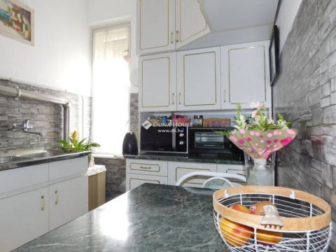 Kiadó Lakás 6000 Kecskemét , Rákóczi utcai full berendezett 2 szobás lakás kiadó!