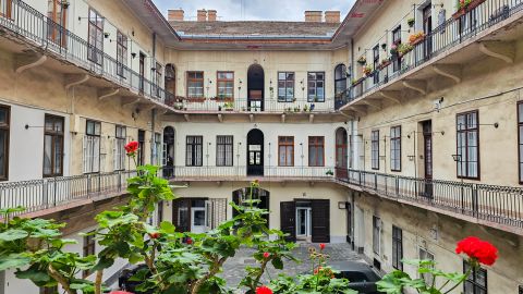 Eladó Lakás 1088 Budapest 8. kerület Astoriától 1 sarokra - új lakás, szuper áron!