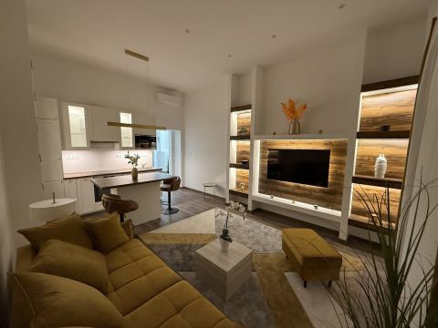 Eladó Lakás 1071 Budapest 7. kerület 