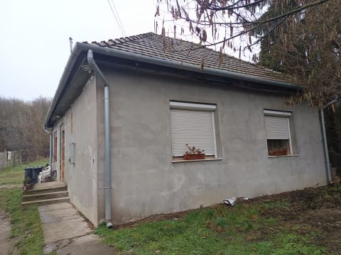 Eladó Ház 2241 Sülysáp , Sülysáp -Tápiósápon 2 szoba+ nappalis ház eladó