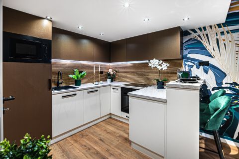 Eladó Lakás 1088 Budapest 8. kerület , Profin felújított lakások a József körút elején a Blahánál