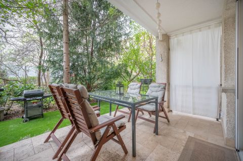 Kiadó Lakás 1117 Budapest 11. kerület Saját kertel és dupla garázzsal a XI.kerület szívében!