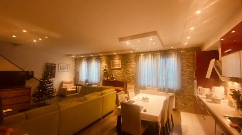 Eladó Lakás 1147 Budapest 14. kerület Csömöri út