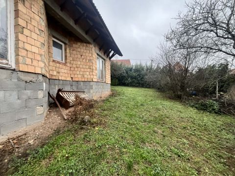 Eladó Ház 7634 Pécs , Panorámás ház Mecsekoldalban eladó.