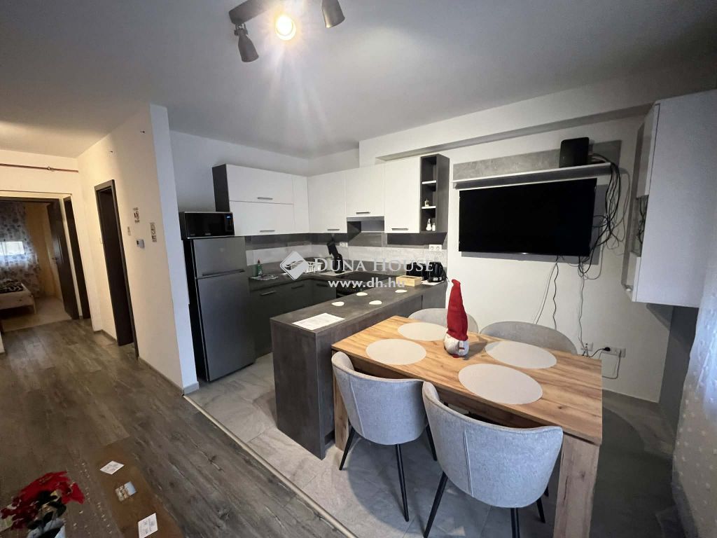 For rent Flat Budapest XV. kerület, 