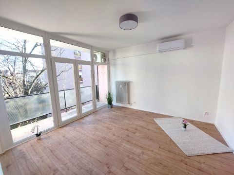 Eladó Lakás 7633 Pécs 