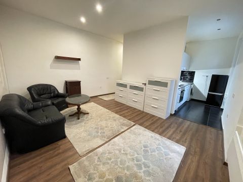 Eladó Lakás 1134 Budapest 13. kerület , Botond utca és Kassák Lajos utca kereszteződés