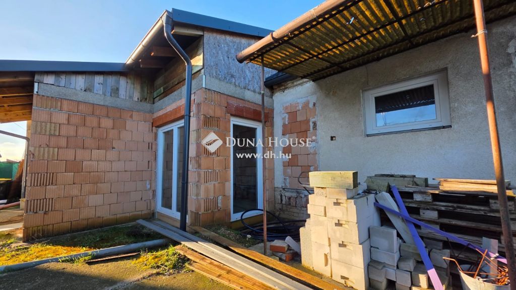 9751 Vép , Kossuth Lajos utca közelében — 1/12