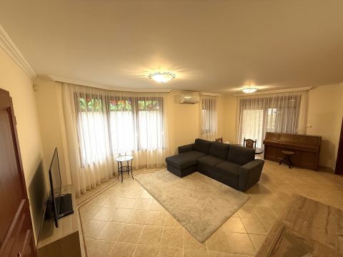 Kiadó Lakás 1112 Budapest 11. kerület , Kertkapcsolatos-2 hálós-Amerikai Konyha/Nappalis-Teremgarázs