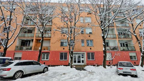 Kiadó Lakás 6000 Kecskemét 