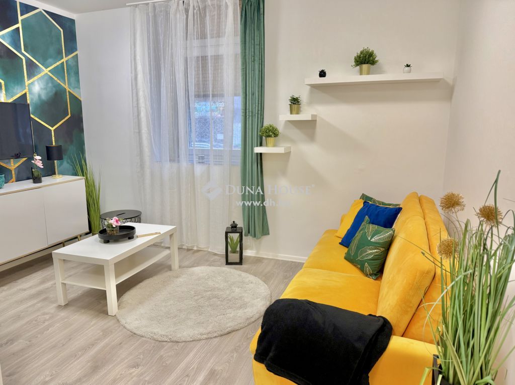 1136 Budapest 13. kerület — 1/8