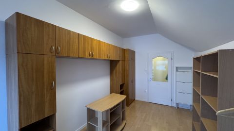 Kiadó Lakás 2120 Dunakeszi 