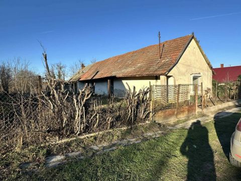 Eladó Ház 8138 Szabadhídvég Szabadhídvég