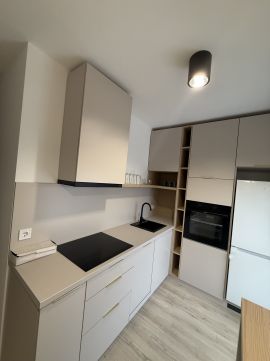 Kiadó Lakás 7632 Pécs 