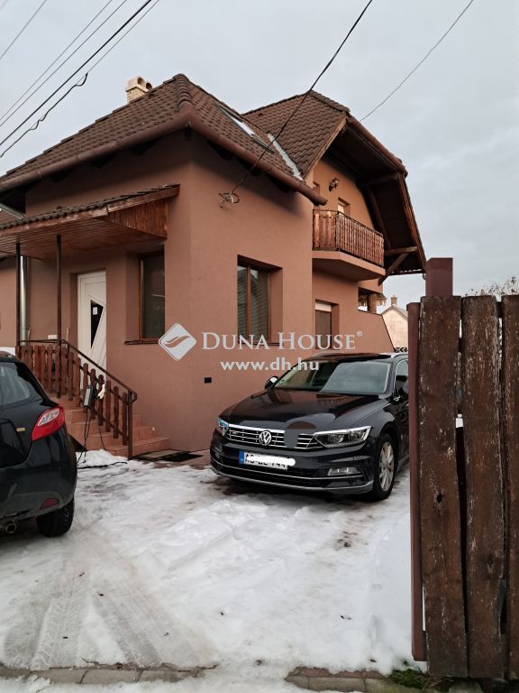 8220 Balatonalmádi — 1/20