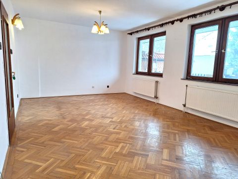 Eladó Ház 6000 Kecskemét HOLLANDFALUBAN SORHÁZ RÖVID ÁTADÁSSAL