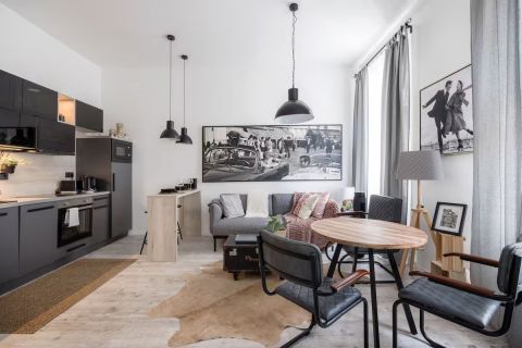 Eladó Lakás 1061 Budapest 6. kerület 