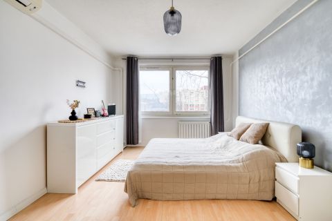 Eladó Lakás 1118 Budapest 11. kerület , Gazdagrét