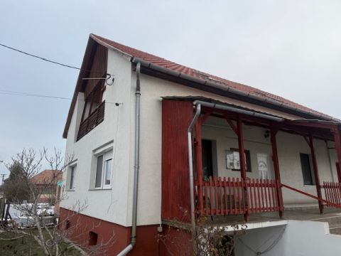 Eladó Ház 2212 Csévharaszt 