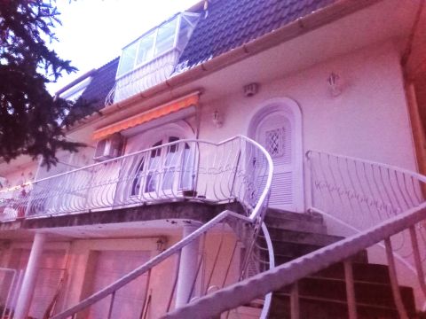 Eladó Ház 1029 Budapest 2. kerület 