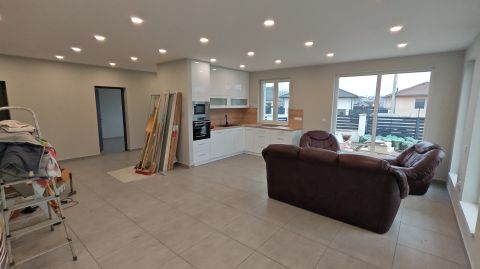 Eladó Ház 6035 Ballószög Új építésű részen felépült családi ház