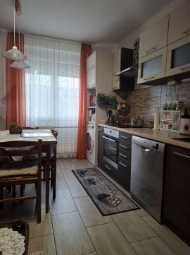 Eladó Lakás 7100 Szekszárd 