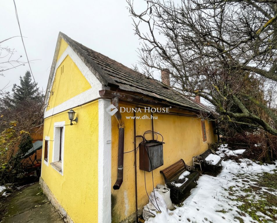 8230 Balatonfüred , Eladó ház — 1/12