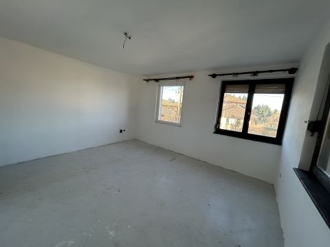 Eladó Ház 2067 Szárliget 