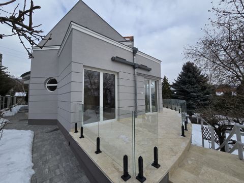 Eladó Ház 2092 Budakeszi 