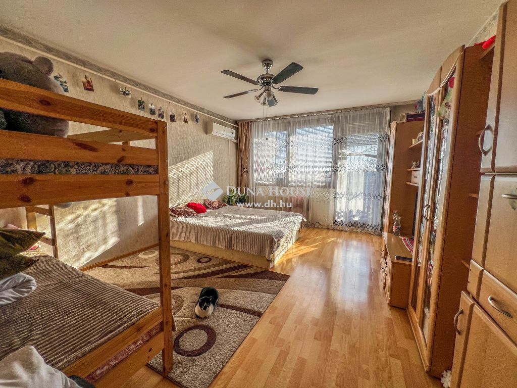 1101 Budapest 10. kerület , Hargitai sétánynál, erkéllyel, étkezővel — 1/21