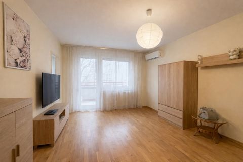 Eladó Lakás 1031 Budapest 3. kerület 