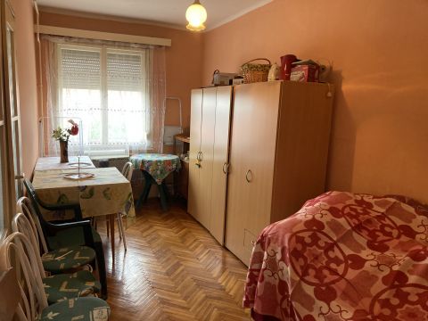 Eladó Lakás 6000 Kecskemét Kecskemét, Hunyadi városban 2 szobás lakás, garázzsal ELADÓ!