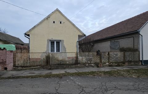 Eladó Ház 7726 Véménd 