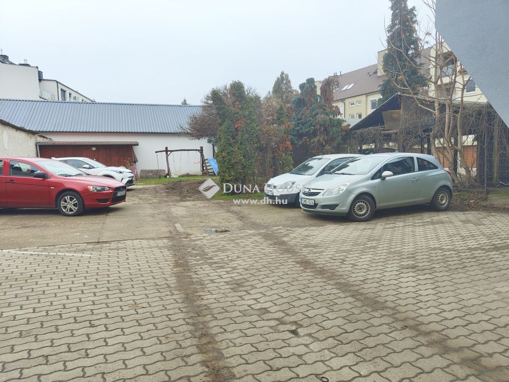 4400 Nyíregyháza , Sarkantyú utca — 1/16
