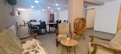 Kiadó Üzlethelyiség 7200 Dombóvár 