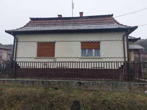 Eladó Ház 3175 Nagylóc Lóci-patak