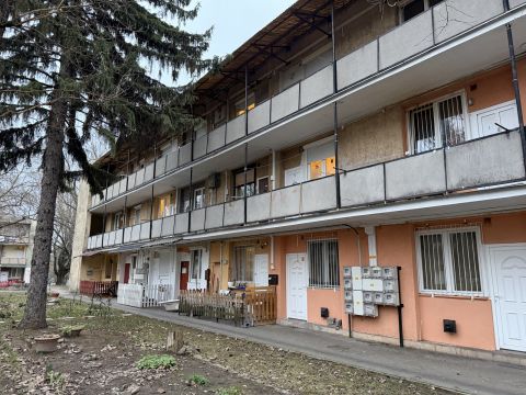 Eladó Lakás 2400 Dunaújváros 