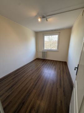 Eladó Lakás 8400 Ajka Tűzoltó utca közelében