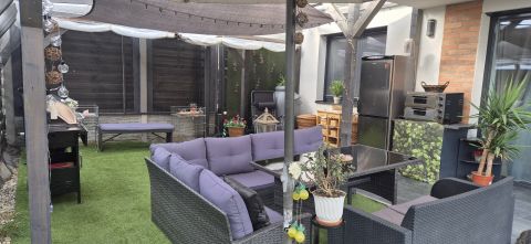 Eladó Ház 1038 Budapest 3. kerület Ezüsthegy