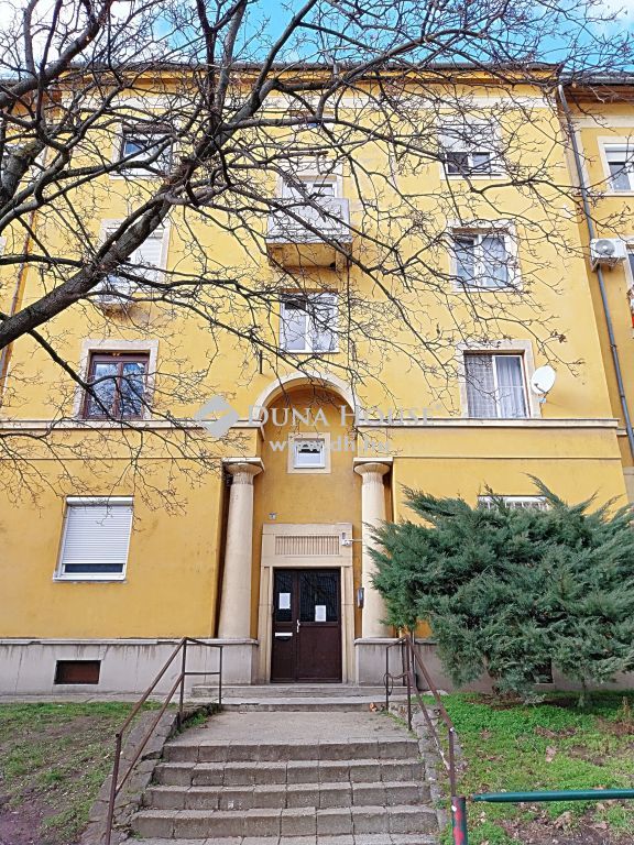 2800 Tatabánya , Vároközponthoz közel, tégla építésű — 1/13