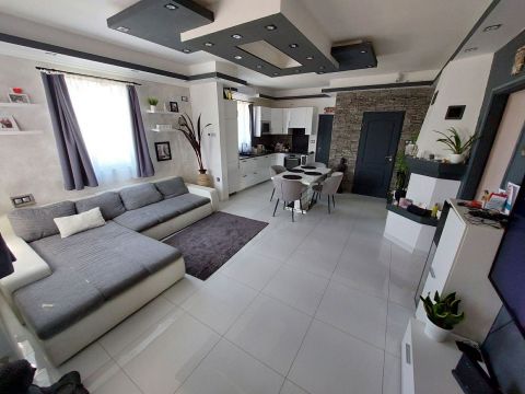 Eladó Ház 8000 Székesfehérvár , Alsóvárosban