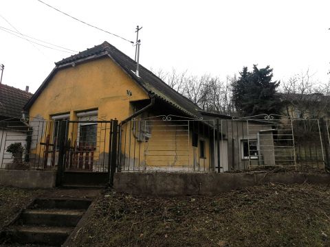 Eladó Ház 2541 Lábatlan  