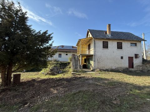 Eladó Telek 2038 Sóskút , Sóskút legszebb részén